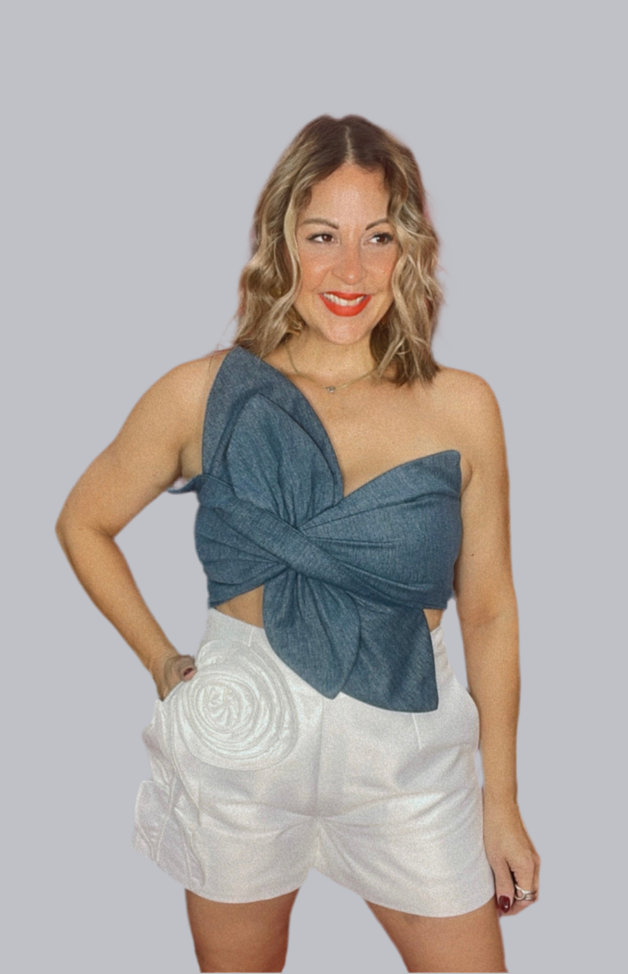 Satin Flower White Short