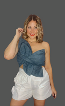 Satin Flower White Short