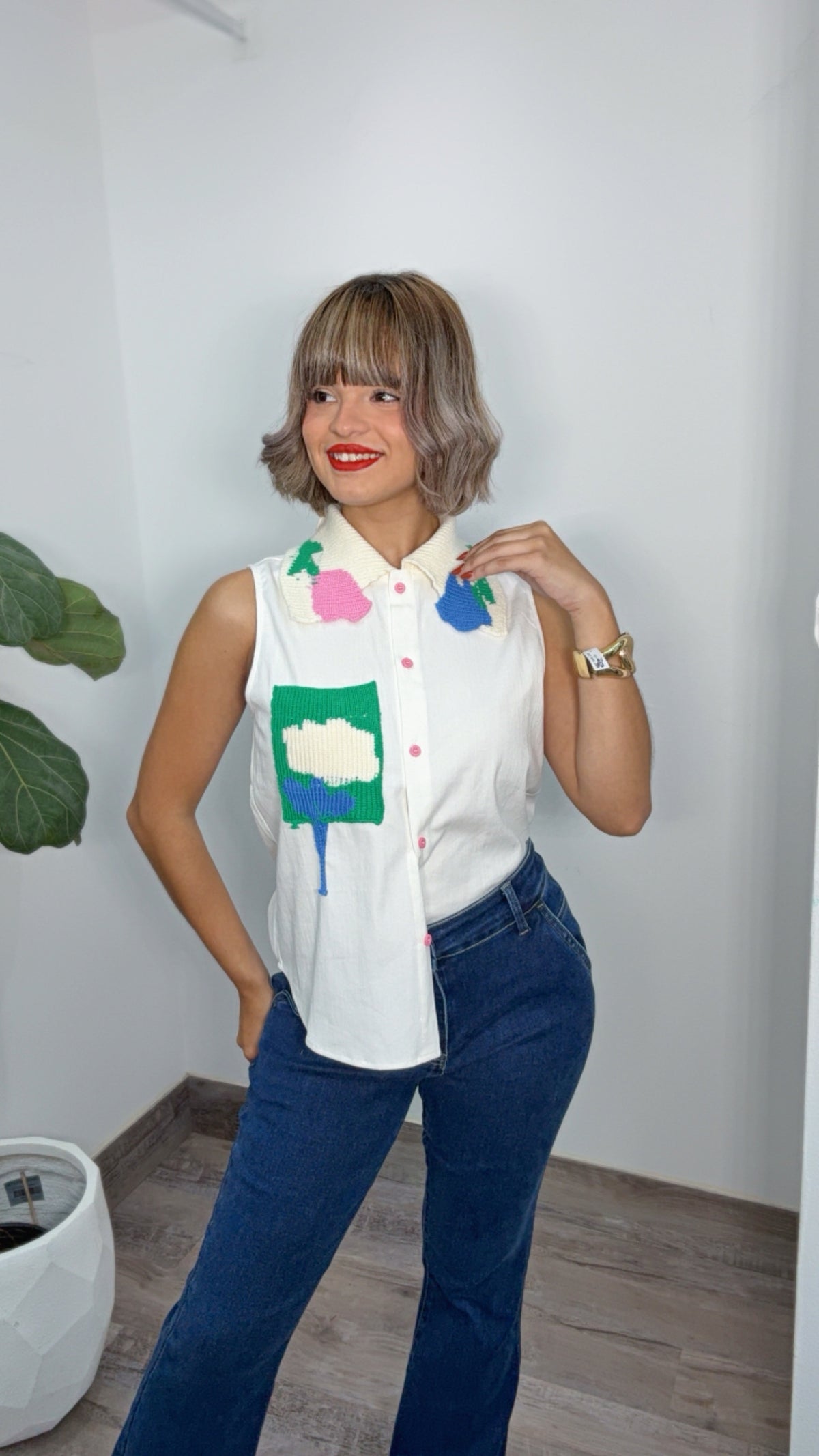 Pop Art Sleeveless Shirt