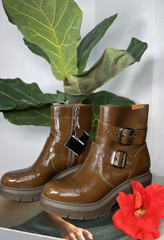 Cappuccino Boots