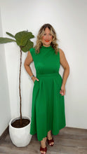 Classic Belted Dress (Emerald)