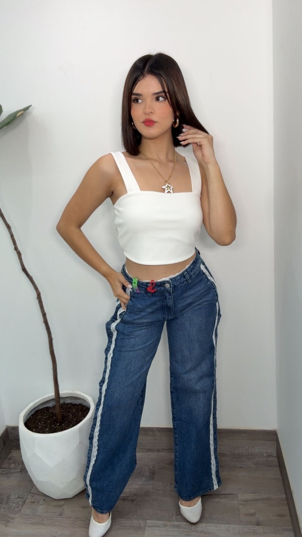 Vibrant Calyra Lace Side Jeans