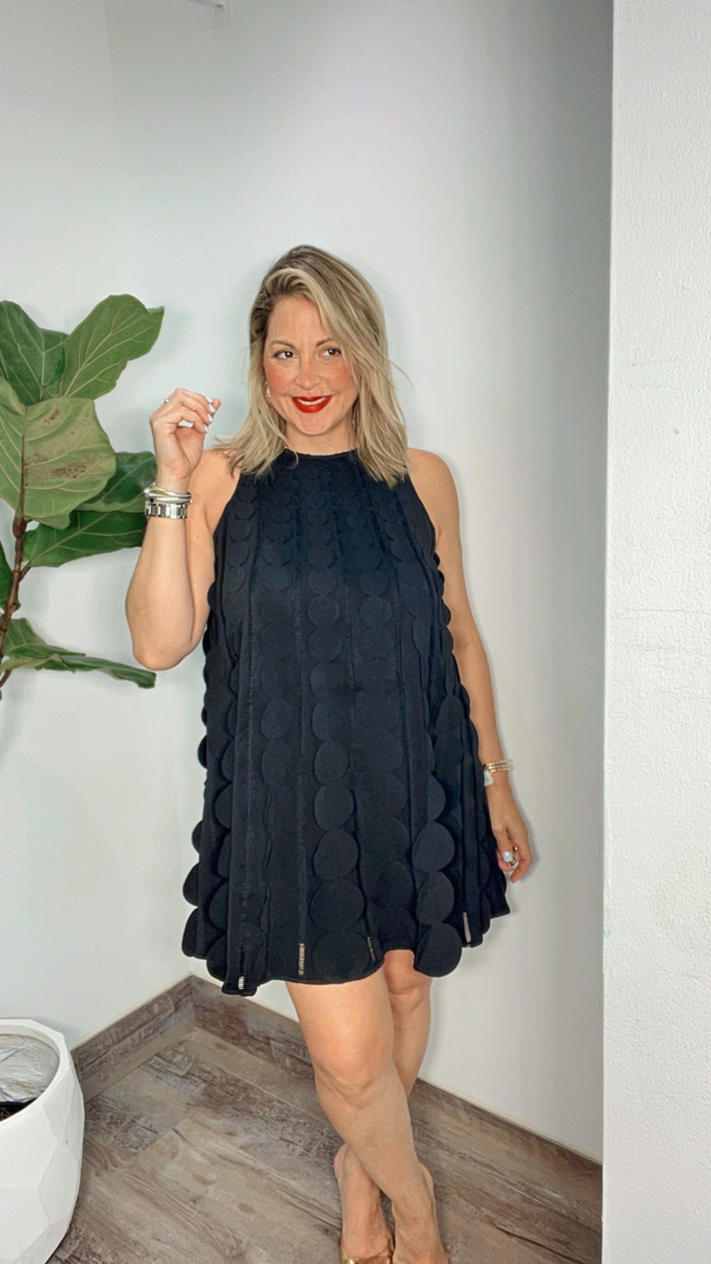 Noir Circles Dres