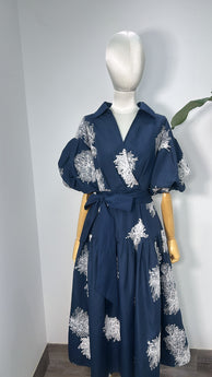 Gracia Navy & White Midi Dress