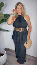 Aura Chic Black Set
