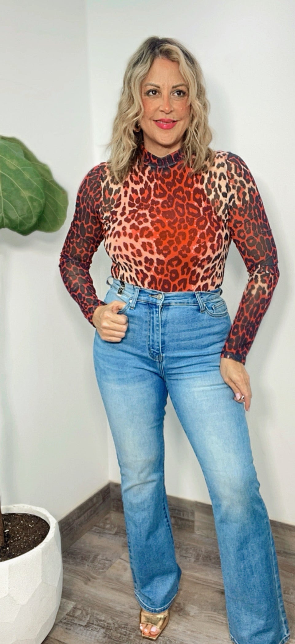 VBRT Lt Boot Cut Jeans