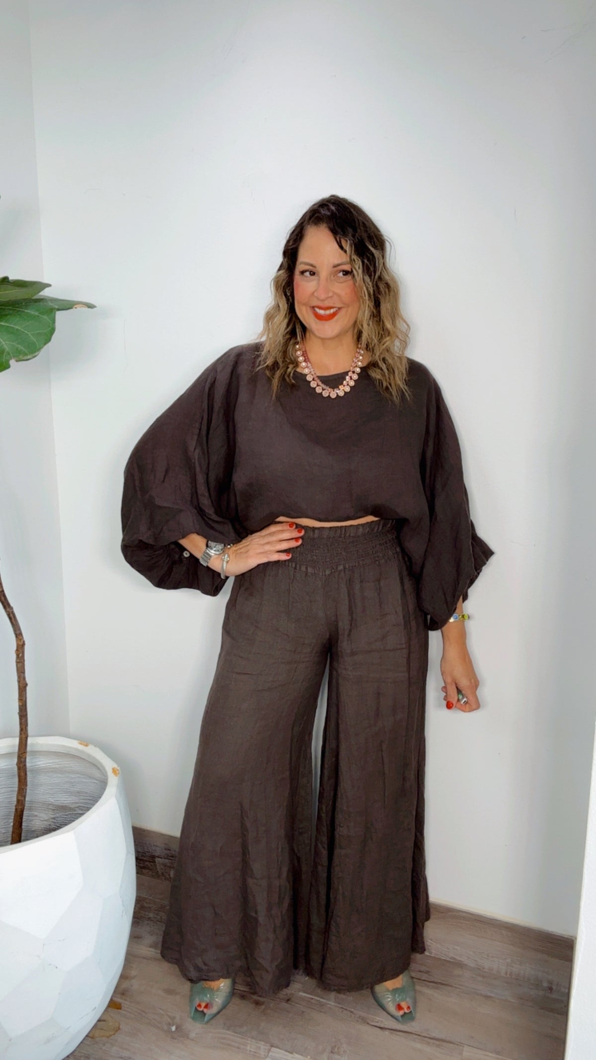Chocolate Italy Linen Set